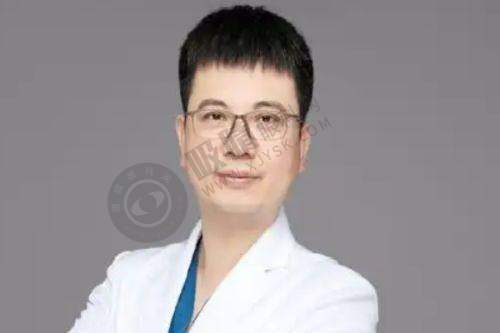 4. 广州铭医荟医疗美容诊所的服务体验如何?