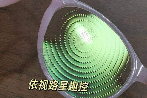 4. 郑霄医生的学术成果