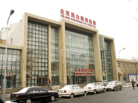 北京民众眼科医院收费标准（半飞秒12800元起+全飞秒22000元起+晶体植入29600）