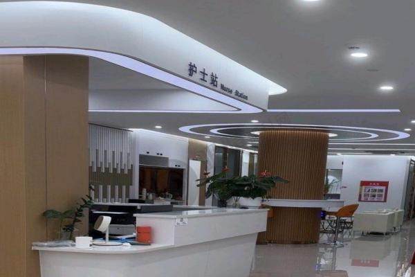 广州新市医院吕方中.jpg